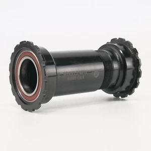 Wheels MFG BB86/92 24mm Outboard Bottom Bracket Shimano Threaded Angular Black - Picture 1 of 3