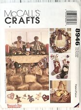 McCall's Crafts 8946 Gingerbread Christmas Wreath Dolls Garland Stocking Basket