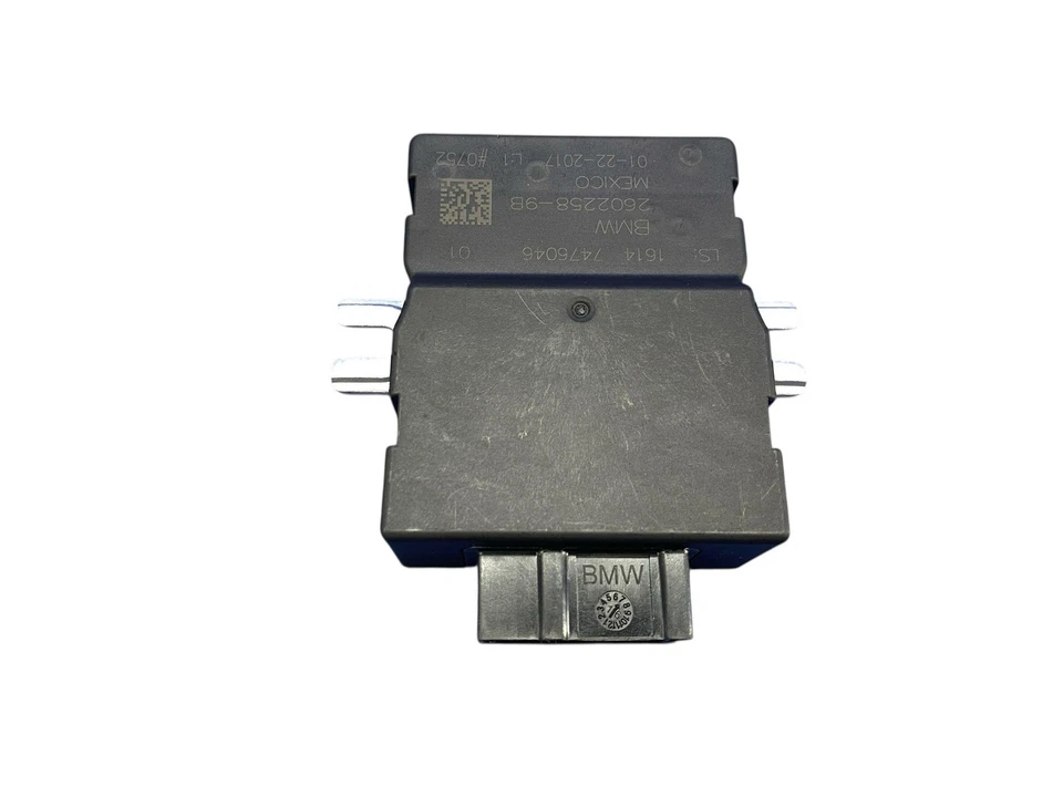 2014 2015 2016 2017 2018 2019 BMW I8 AWD 1.5L FUEL PUMP CONTROL MODULE 7476046 - Image 1 of 4