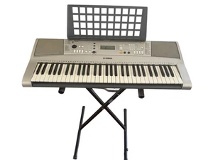 Yamaha E-Piano PSR-E313 mit Ständer und Netzteil - Bild 1 von 2