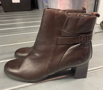 Spring Step Ankle Boots Womens 9.5 Brown Leather Bootie Side Zip - Image 1 of 4