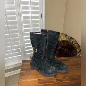 UGG Authentic Damengröße 6 Cargo III schwarz Wildleder Lammfell Stiefel - Bild 1 von 12