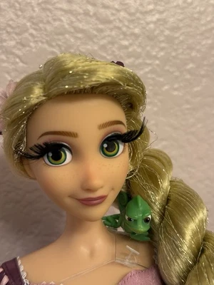 Disney Store Rapunzel 15 Aniversario Muñeca Edición Limitada 17” Muñeca SOLO CABEZA Foto 1 de 4