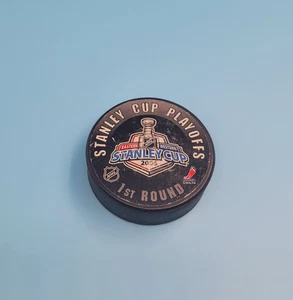 2006 Stanley Cup Game 1 Center Ice NHL Official Game Puck - Imagen 1 de 6