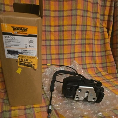 CONJUNTO ACTUADOR PESTILLO PUERTA TRASERA CONDUCTOR DOBLE CABINA NISSAN TITAN 2004-2014 Foto 1 de 4