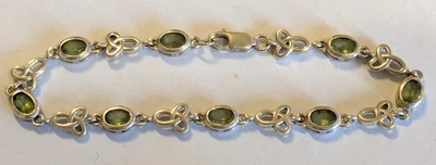 Vintage CME sterling silver & peridot Celtic knot bracelet 10.6 gms - Image 1 of 4