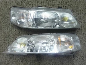 Juego de faros izquierdo derecho JDM KA9 Legend ACURA RL Early Genuinos de JAPÓN usados - Imagen 1 de 9