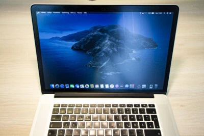 Original Apple MacBook Pro 2013 15,4" 16 GB RAM 512 GB SSD - wie Neu - Bild 1 von 4