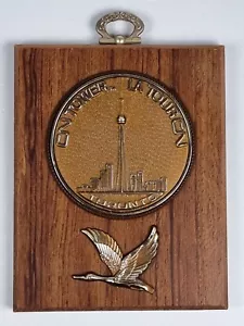 CN Tower Vintage kleine Holzplakette 1973 La Tour CN Toronto Souvenir Kanada - Bild 1 von 6