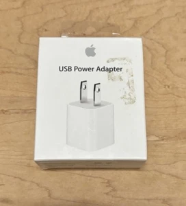Unopened Apple USB 5W Power Adapter Wall Charger MD810LL/A - A1385 - NEW - Picture 1 of 1
