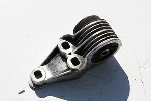 SUPPORTO ASSE POSTERIORE SUPPORTO CUSCINETTO DESTRO 8E0501522M 4B0501522E AUDI A6 4B BERLINA AVANT - Foto 1 di 1