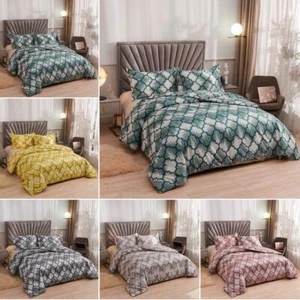 2/3Pcs Geometrical Quilt Doona Duvet Cover Set Single Queen Super King Size Bed - Picture 1 of 17
