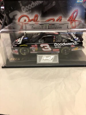 Dale Earnhardt Sr #3 Goodwrench Servicio Plus Monte Carlo Revell 1 de 10.000 Foto 1 de 4