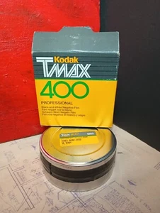 Kodak TMAX 400 B&W 35mm Film 100ft Roll Exp 12/2001 ◆ Open Box ◆ Canister Sealed - Picture 1 of 4