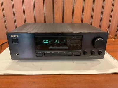 Vtg 90s Onkyo TX-8211 Home Audio Amplifer FM/AM Stereo Receiver No Remote TESTED - Image 1 of 4