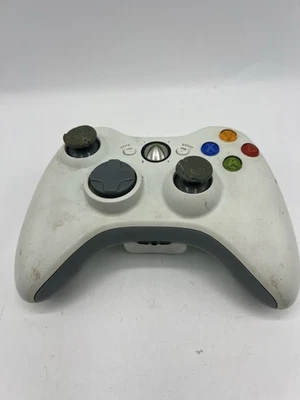 Official Microsoft Xbox 360 White Controller Tested / No Battery Cover - Image 1 of 4