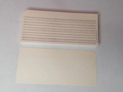 100 Lochkarten, Datenträger aus der Vergangenheit - Bild 1 von 2