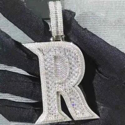 3.25Ct Natural Moissanite Men's Initial Letter "R" Pendant 14k White Gold Plated - Image 1 of 3