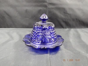 Vintage Mosser Glass Cobalt Blue Grape Cable Scallop Covered Butter Cheese Dish - Picture 1 of 12