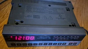Vintage Realistic Under Cabinet Digital Kitchen Clock Radio KitchenMate-100 - Picture 1 of 3