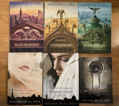 Mixed Lot Of 6 ‘BLUE BLOODS’ YA Novels (VAMPIRES) By Melissa De La Cruz - Image 1 of 3