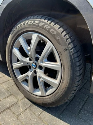 BMW Winterreifen Komplettsatz auf Felge für BMW X1 Pirelli Sottozero 3 - Bild 1 von 3
