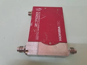 HoribaStec SEC-Z714MGX 300SCCM Mass Flow Controller - Picture 1 of 7