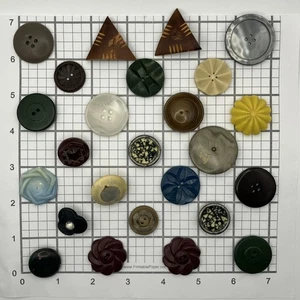 Antique/vintage Coat Dress Button 25 Piece Lot Mixed Materials Large Sizes - Picture 1 of 8