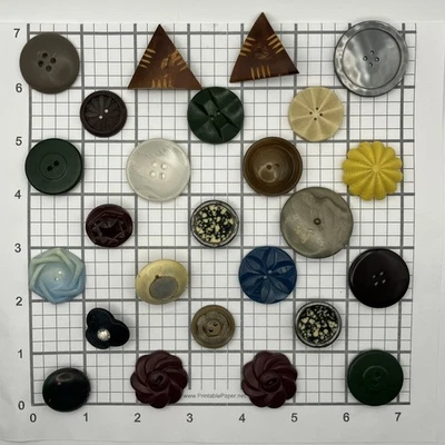 Antique/vintage Coat Dress Button 25 Piece Lot Mixed Materials Large Sizes - Image 1 of 4