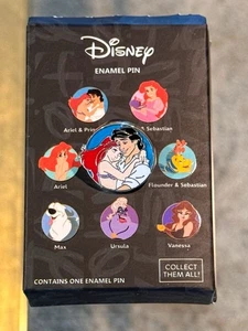 Disney PALM Little Mermaid Micro Pin - Ariel & Eric - LE 300 New - Picture 1 of 2