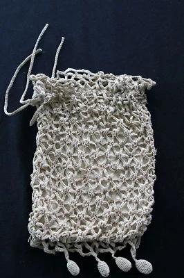 ANTIGUO MONEDERO EDUARDIANO CROCHET A MANO ALGODÓN COLOR TÉ  Foto 1 de 2
