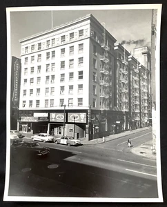 Foto vintage en blanco y negro de Hotel Lankershim, cerca del centro de San Francisco (década de 1950) - Imagen 1 de 1