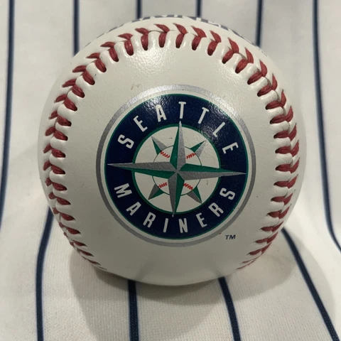 Seattle Mariners 2002 Fotoball Collectible souvenir baseball ball Cover