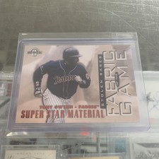 1997 DONRUSS LIMITED FABRIC OF THE GAME HALL FAME MATERIAL #2 TONY GWYNN #/500