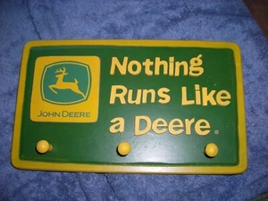 John Deere Key Rack Plaque - new - Picture 1 of 1