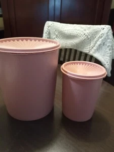 2 Tupperware Container Vintage Dusty Rose/ Pink Canisters with Servalier Lid - Picture 1 of 12