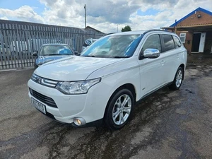 MITSUBISHI OUTLANDER 2.2 DI-D GX4 2013 - Picture 1 of 16