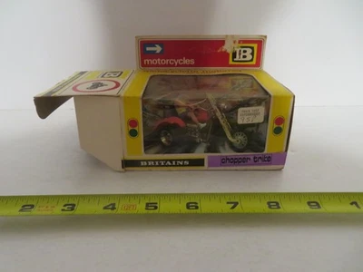 Triciclo helicóptero Britains Motorcycles con piloto #9675 escala 1:32 sin usar, en caja Foto 1 de 4