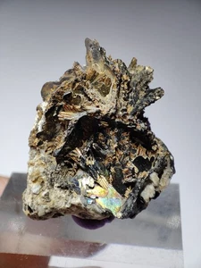 Red Rutile Crystals On Hematite Crystal With Unique Growth-Zagi. - Picture 1 of 11