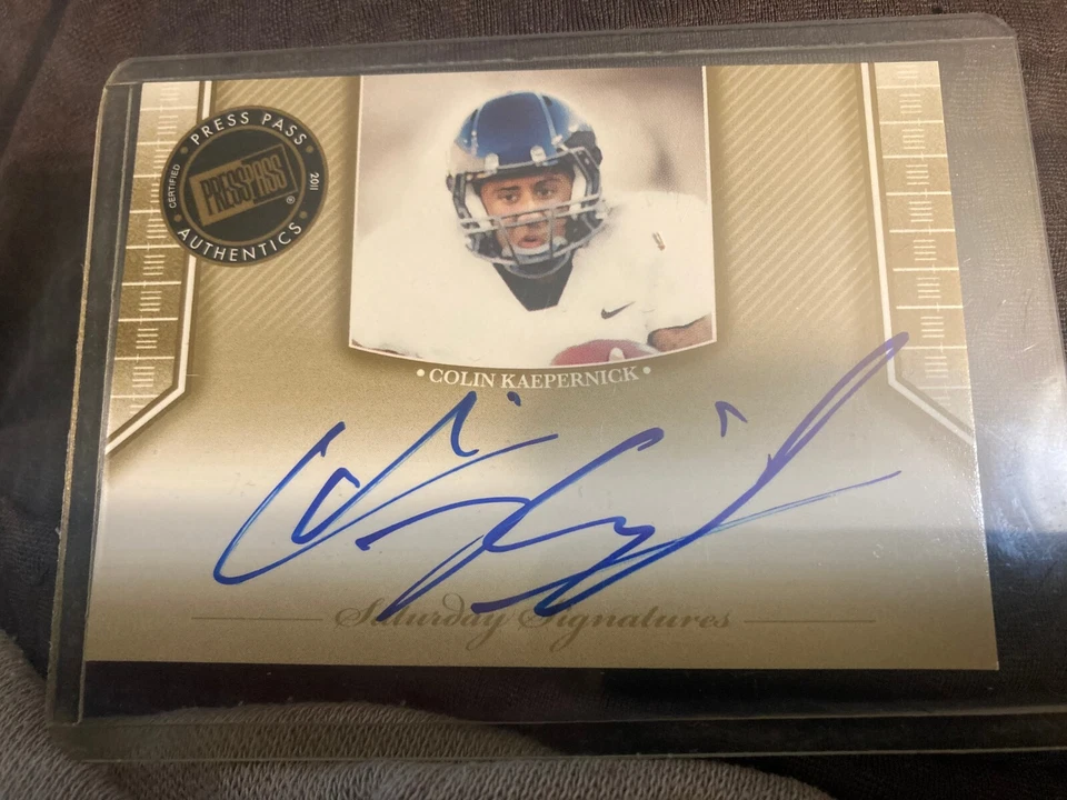 2011 Press Pass Legends Colin Kaepernick Saturday Signatures #SSCK  - Image 1 of 1