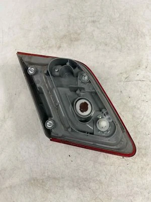 Conjunto de luz trasera derecha usado se adapta a: Toyota Camry 2011 tapa montada R. sin re Foto 1 de 4