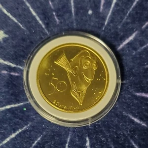 *Dory* Walt Disney World Park 50th Anniversary Commemorative Coin Finding Nemo - Bild 1 von 3