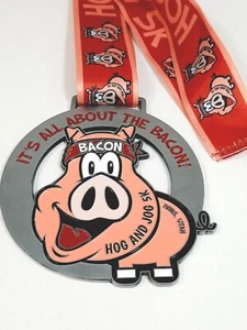 Hog & Jog 5k Ivins Utah Marathon Medallion It's All About The Bacon Large Pig - Picture 1 of 8