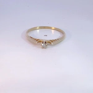 Damen Diamant Solitär Ring 0,01 ct. 14K Gelbgold 0,9 g Gr:6 (MI1072722) - Bild 1 von 6