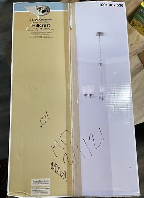 Lámpara de araña Hampton Bay Hillcrest 5 luces de níquel cepillado cortinas de vidrio esmerilado Foto 1 de 4