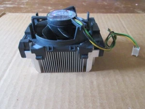 INTEL C33218-002 CPU Cooler HEATSINK SOCKET 478 3-PIN COPPER CORE 109X9912T0D536 - Picture 1 of 8