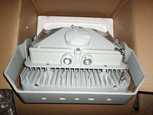 🔴NEW🔴 LED Floodlight /High-bay Hazardous Locations Explosion Proof LHFL15LUT76 - Picture 1 of 13