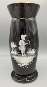 Victorian Mary Gregory Black Amethyst Vase - Child with Crown and Wreath - Picture 1 of 6