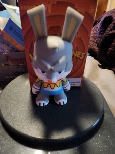 Kidrobot Looney Tunes Mini Series Bugs Bunny 3" Vinyl Figure New In The Box - Picture 1 of 3