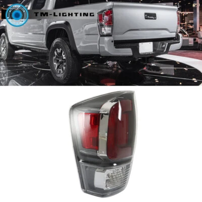 Luz trasera izquierda para Toyota Tacoma TRD 2020-2021 deportivo/off-road lado del conductor Foto 1 de 4